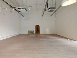 Interlocal Centre (D5), Warehouse #565906421